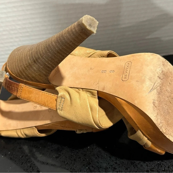 Coach Astor tan brown Leather Strappy Platform Heel slingback wedding party US8 - Picture 5 of 5